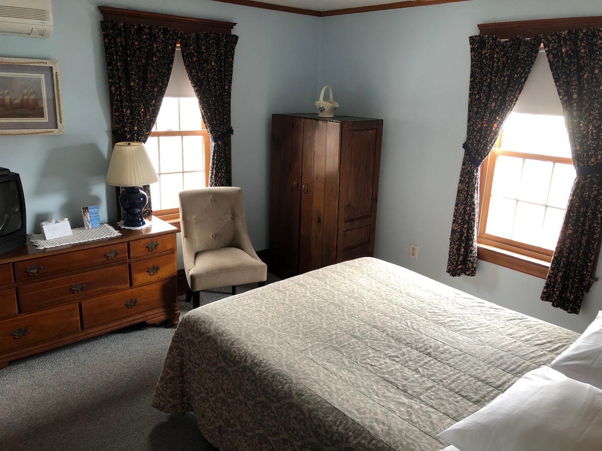 Watership Inn Провинстаун Экстерьер фото