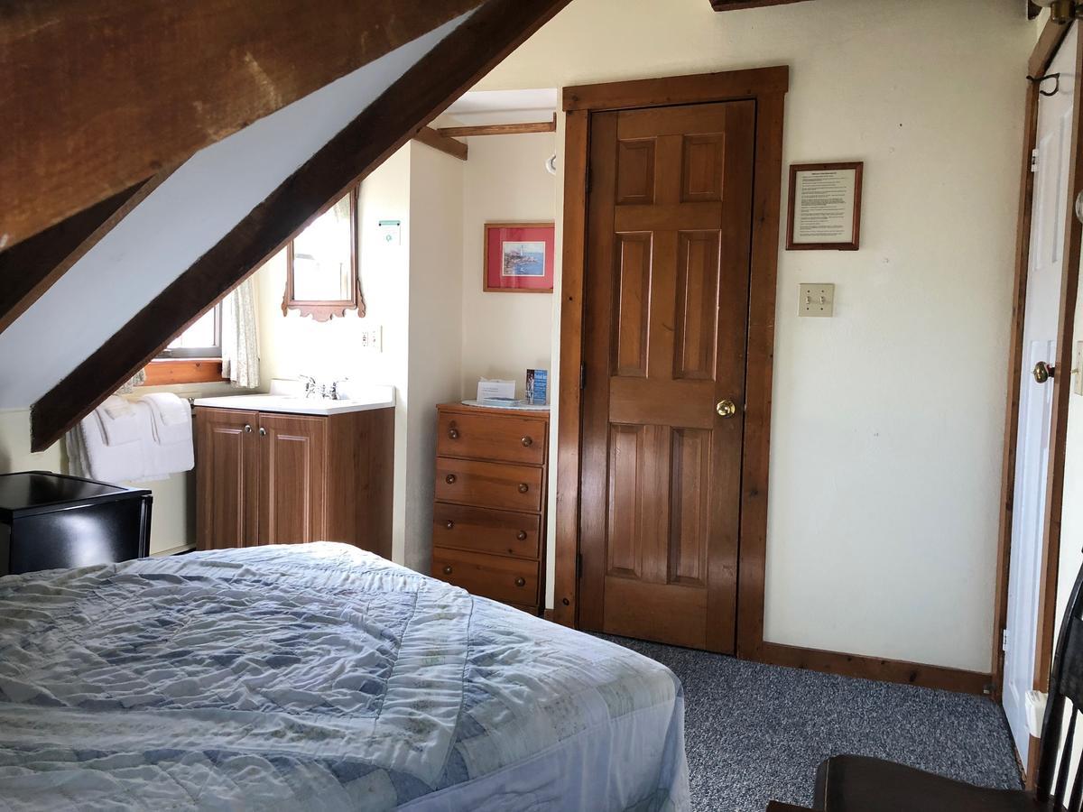 Watership Inn Провинстаун Экстерьер фото