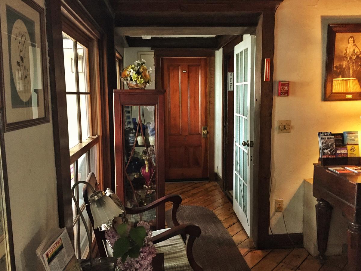 Watership Inn Провинстаун Экстерьер фото