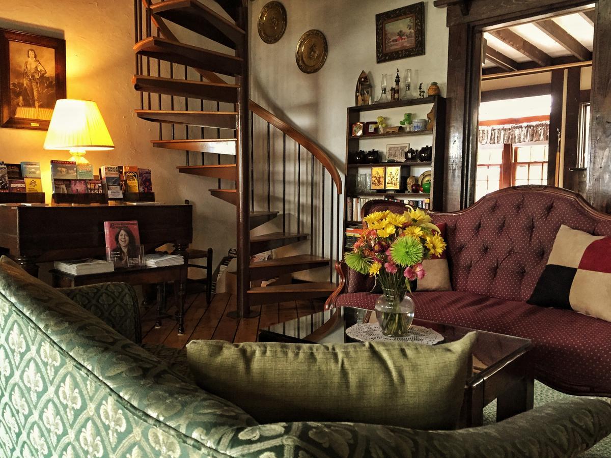 Watership Inn Провинстаун Экстерьер фото